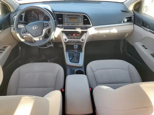 5NPD74LFXJH252475 2018 HYUNDAI ELANTRA - Image 8