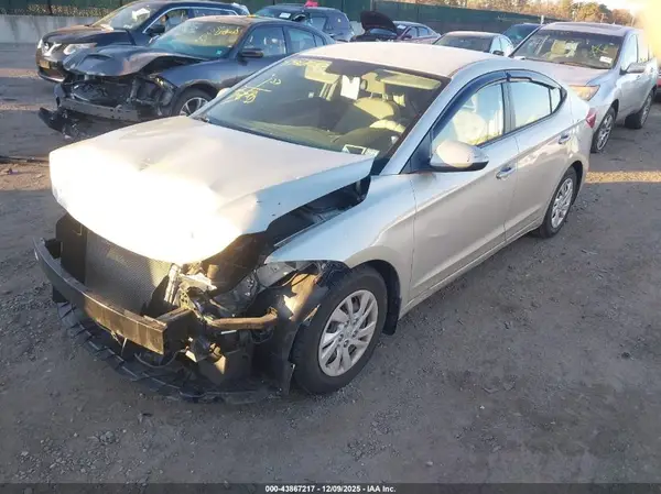 5NPD74LFXJH259507 2018 HYUNDAI ELANTRA - Image 2