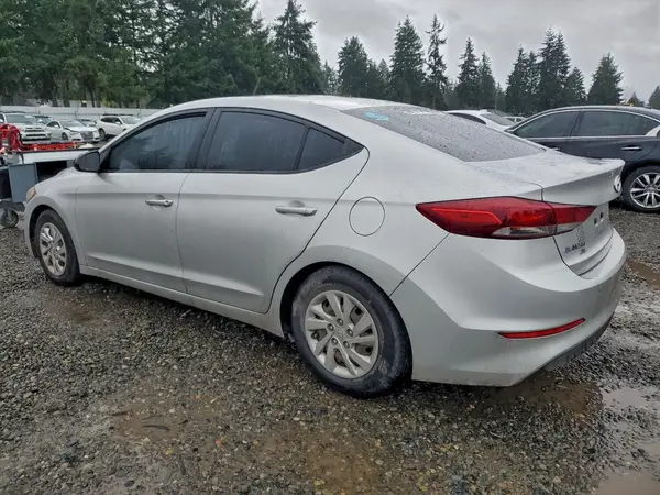 5NPD74LFXJH260107 2018 HYUNDAI ELANTRA - Image 2