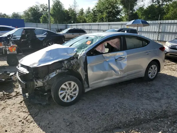 5NPD74LFXJH260737 2018 HYUNDAI ELANTRA - Image 1