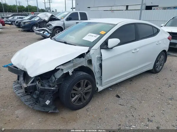 5NPD74LFXJH261189 2018 HYUNDAI ELANTRA - Image 2
