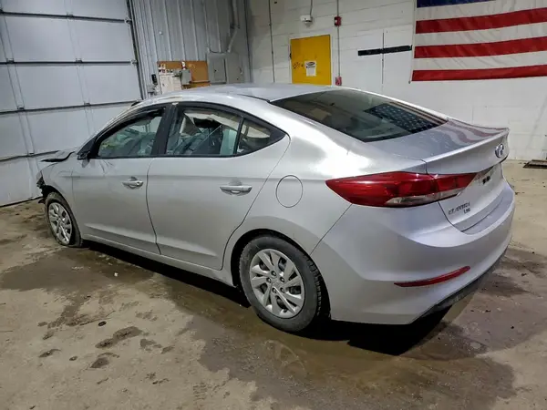 5NPD74LFXJH262729 2018 HYUNDAI ELANTRA - Image 2