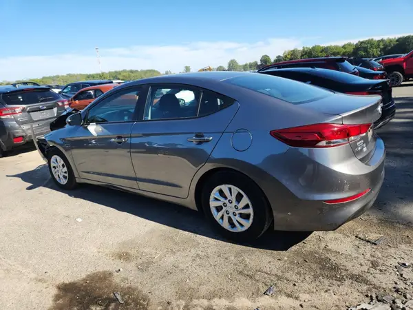 5NPD74LFXJH264576 2018 HYUNDAI ELANTRA - Image 2