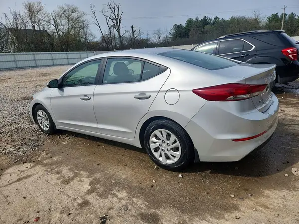 5NPD74LFXJH269406 2018 HYUNDAI ELANTRA - Image 2