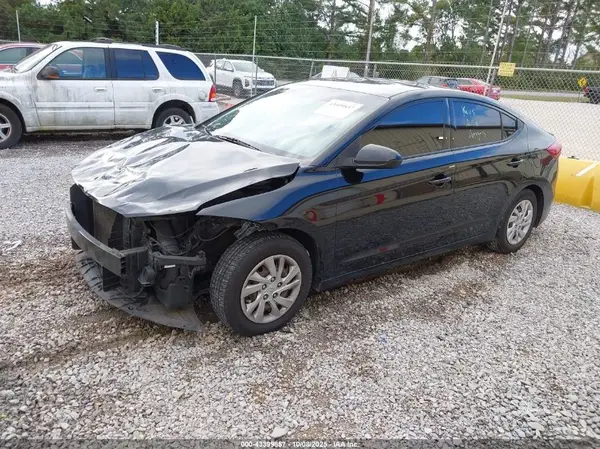 5NPD74LFXJH273116 2018 HYUNDAI ELANTRA - Image 2