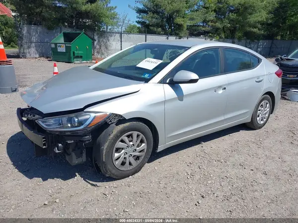 5NPD74LFXJH289803 2018 HYUNDAI ELANTRA - Image 2