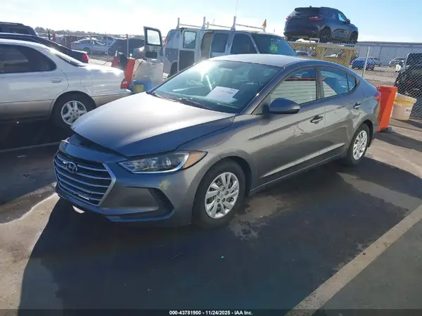 5NPD74LFXJH290711 2018 HYUNDAI ELANTRA - Image 2