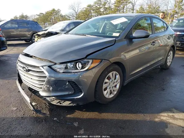 5NPD74LFXJH292068 2018 HYUNDAI ELANTRA - Image 2