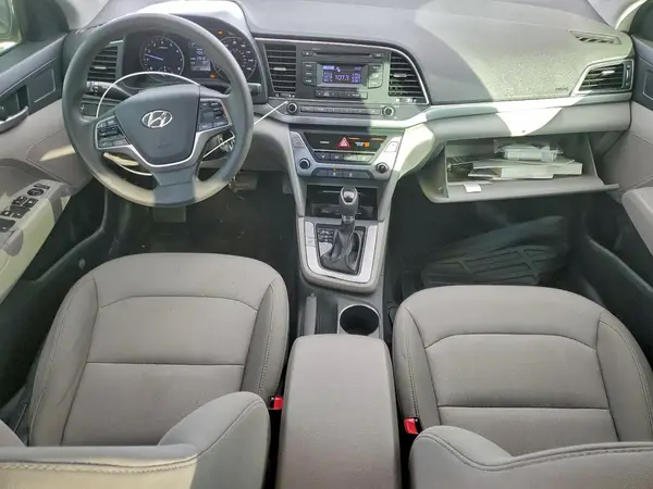 5NPD74LFXJH300475 2018 HYUNDAI ELANTRA - Image 8