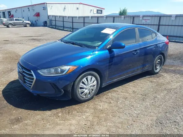 5NPD74LFXJH301917 2018 HYUNDAI ELANTRA - Image 2