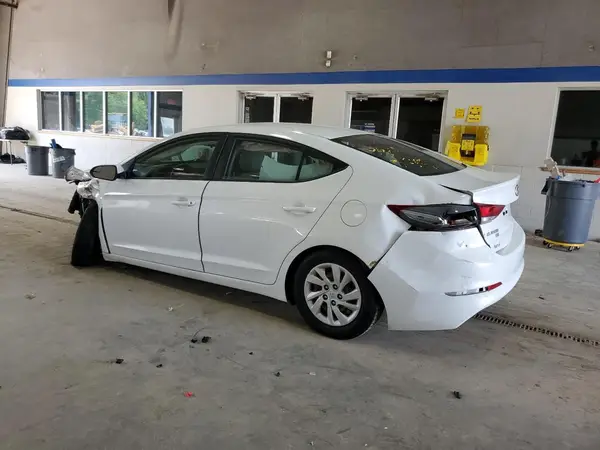 5NPD74LFXJH302436 2018 HYUNDAI ELANTRA - Image 2