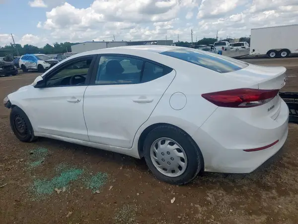 5NPD74LFXJH303098 2018 HYUNDAI ELANTRA - Image 2