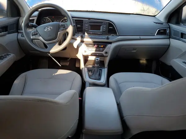5NPD74LFXJH310472 2018 HYUNDAI ELANTRA - Image 8