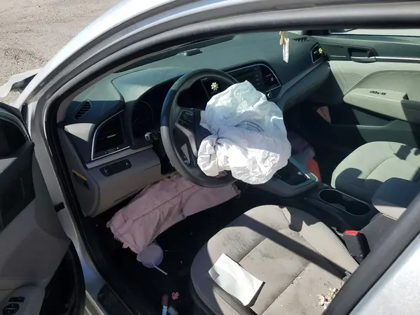 5NPD74LFXJH319009 2018 HYUNDAI ELANTRA - Image 8