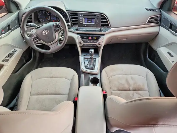 5NPD74LFXJH343567 2018 HYUNDAI ELANTRA - Image 8