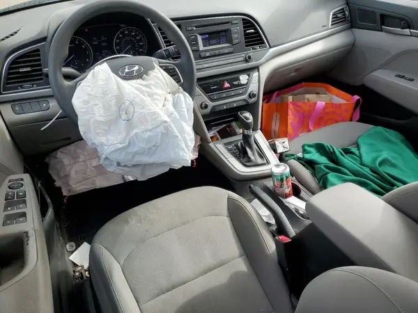 5NPD74LFXJH344136 2018 HYUNDAI ELANTRA - Image 8