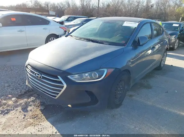 5NPD74LFXJH348705 2018 HYUNDAI ELANTRA - Image 2