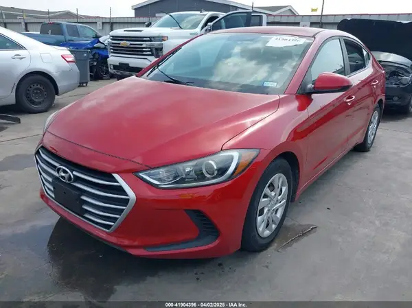 5NPD74LFXJH349580 2018 HYUNDAI ELANTRA - Image 2