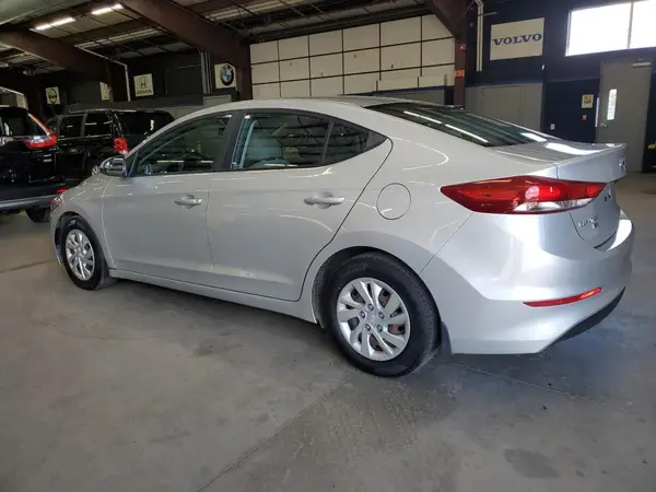 5NPD74LFXJH349630 2018 HYUNDAI ELANTRA - Image 2