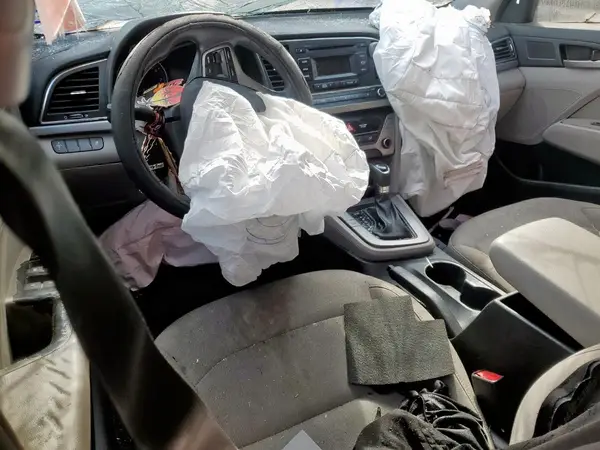 5NPD74LFXJH350440 2018 HYUNDAI ELANTRA - Image 8