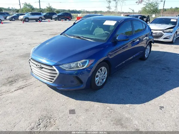 5NPD74LFXJH352320 2018 HYUNDAI ELANTRA - Image 2