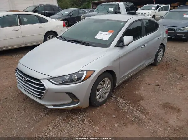 5NPD74LFXJH354455 2018 HYUNDAI ELANTRA - Image 2