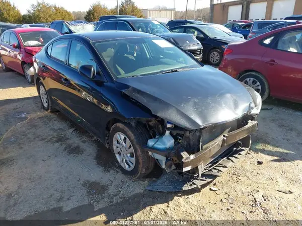 5NPD74LFXJH354570 2018 HYUNDAI ELANTRA - Image 1