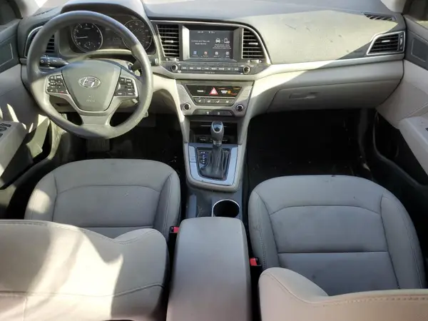 5NPD74LFXJH371806 2018 HYUNDAI ELANTRA - Image 8