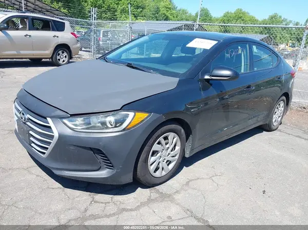 5NPD74LFXJH371868 2018 HYUNDAI ELANTRA - Image 2