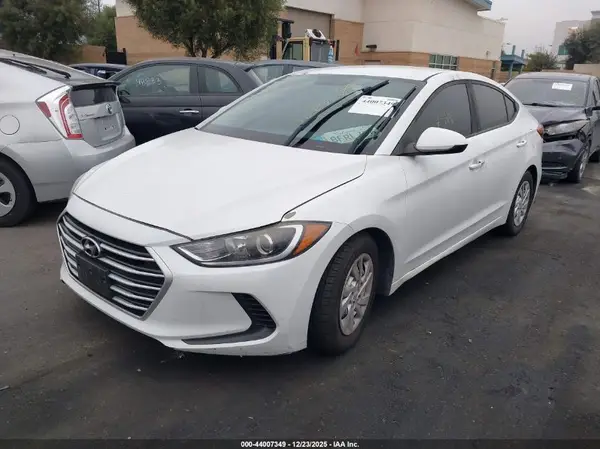 5NPD74LFXJH374334 2018 HYUNDAI ELANTRA - Image 2
