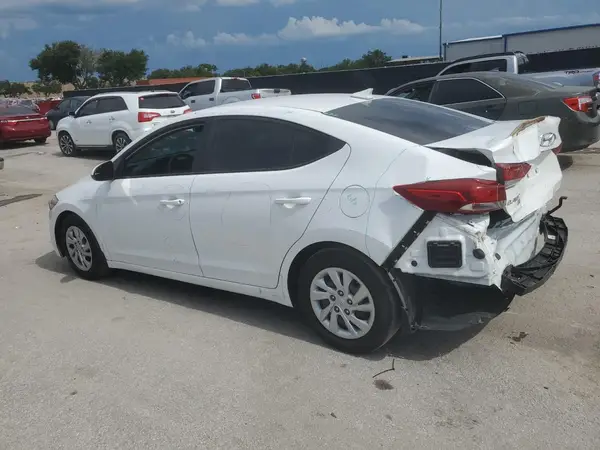 5NPD74LFXJH376861 2018 HYUNDAI ELANTRA - Image 2