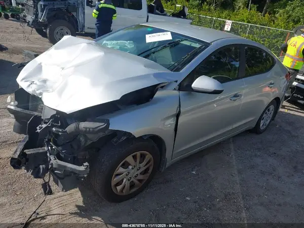 5NPD74LFXJH377394 2018 HYUNDAI ELANTRA - Image 2