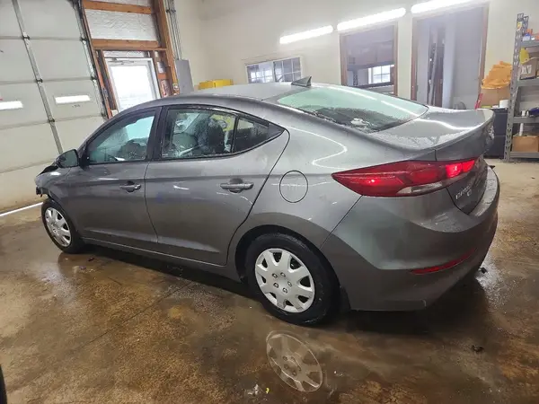 5NPD74LFXJH380084 2018 HYUNDAI ELANTRA - Image 2