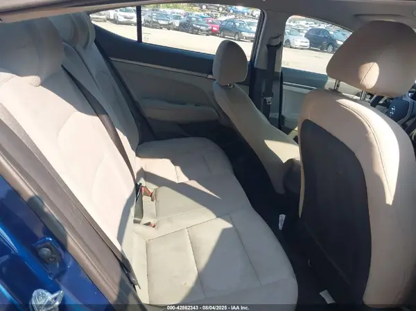 5NPD74LFXJH382448 2018 HYUNDAI ELANTRA - Image 8