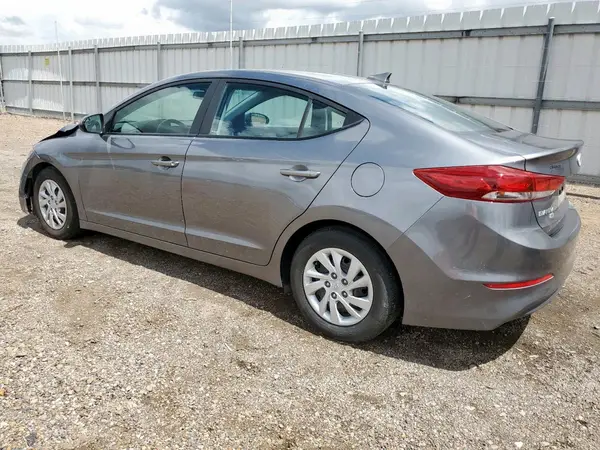 5NPD74LFXJH394597 2018 HYUNDAI ELANTRA - Image 2