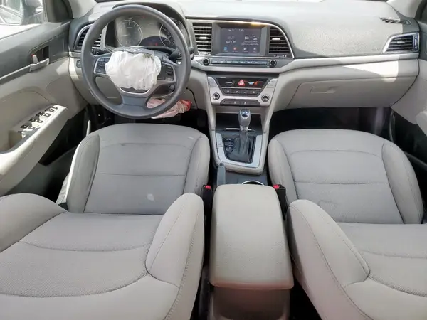 5NPD74LFXJH394597 2018 HYUNDAI ELANTRA - Image 8