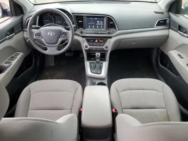 5NPD74LFXJH395877 2018 HYUNDAI ELANTRA - Image 8