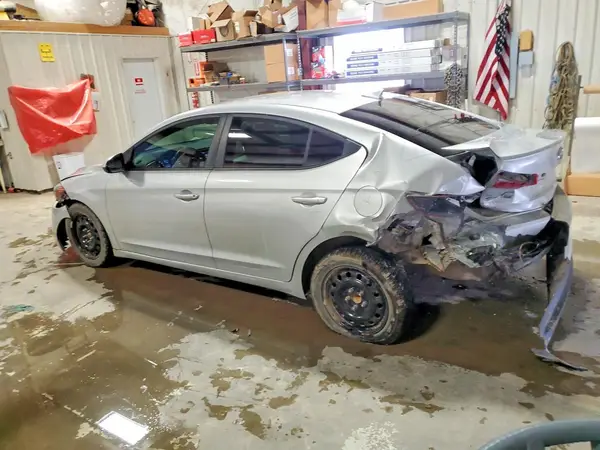 5NPD74LFXJH396124 2018 HYUNDAI ELANTRA - Image 2