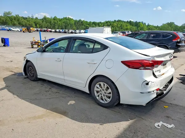 5NPD74LFXJH397323 2018 HYUNDAI ELANTRA - Image 2