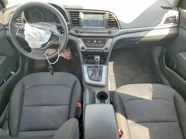 5NPD74LFXJH397323 2018 HYUNDAI ELANTRA - Image 8
