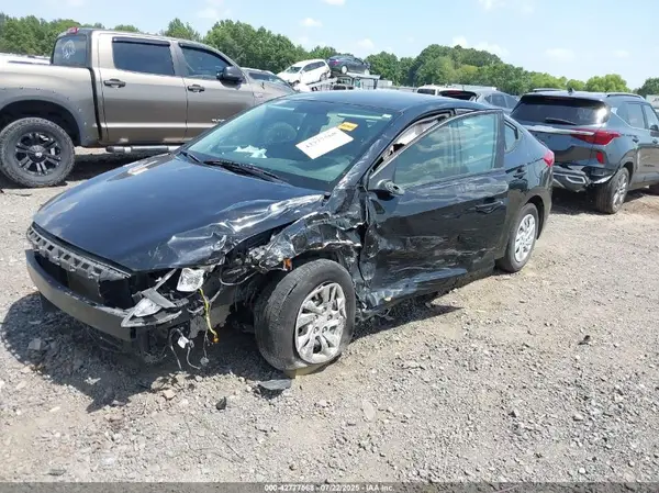 5NPD74LFXJH397824 2018 HYUNDAI ELANTRA - Image 2