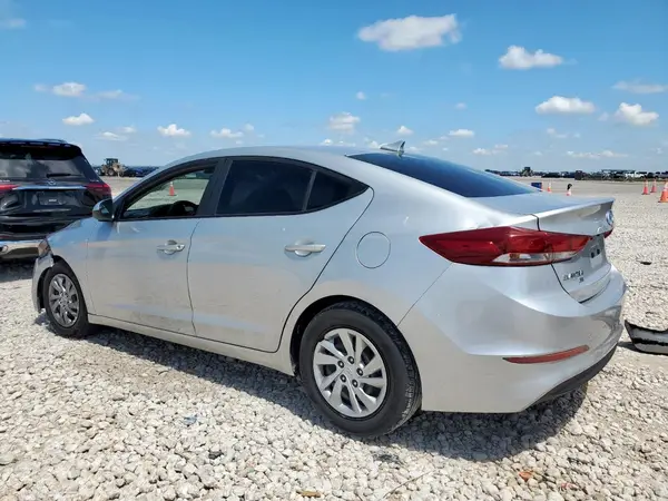 5NPD74LFXJH398312 2018 HYUNDAI ELANTRA - Image 2