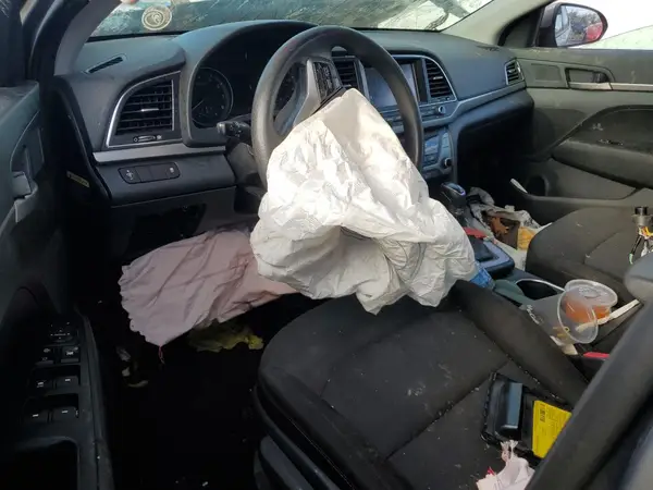 5NPD74LFXJH401791 2018 HYUNDAI ELANTRA - Image 8