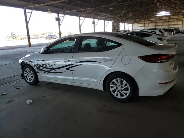 5NPD74LFXJH402150 2018 HYUNDAI ELANTRA - Image 2