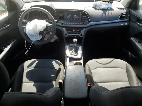 5NPD74LFXJH402150 2018 HYUNDAI ELANTRA - Image 8