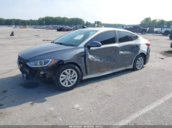 5NPD74LFXJH403105 2018 HYUNDAI ELANTRA - Image 2