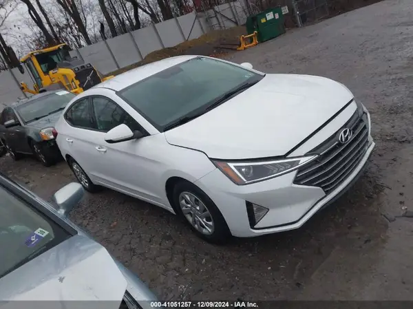 5NPD74LFXKH445565 2019 HYUNDAI ELANTRA - Image 1