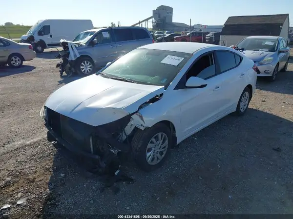 5NPD74LFXKH449437 2019 HYUNDAI ELANTRA - Image 2