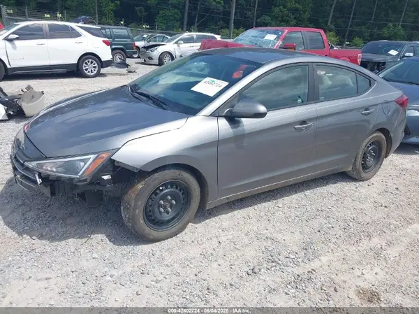 5NPD74LFXKH450300 2019 HYUNDAI ELANTRA - Image 2