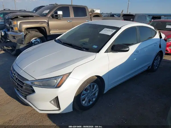 5NPD74LFXKH460499 2019 HYUNDAI ELANTRA - Image 2